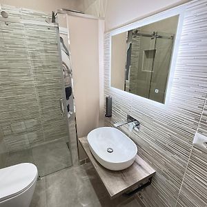 Private Bathroom Room